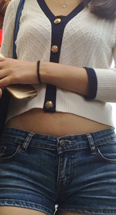 牛仔热裤少女三角如此迷人