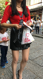 肉色丝袜高跟长发少妇