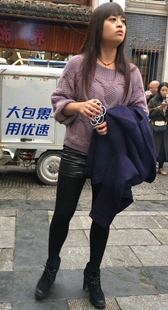 丝袜黑色超短皮裙长发高跟少妇