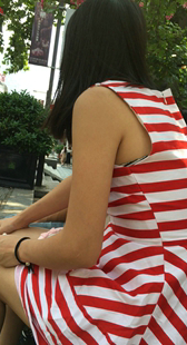 条纹短裙少女发情期