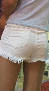 白短裤老板娘真是骚