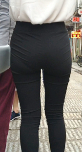 黑色紧身裤好身材饱满圆润大屁股