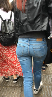 超紧牛仔裤少妇变形了