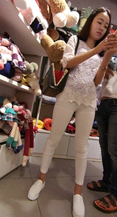 超级正点紧身白裤少妇，生完孩子还这么紧，这腿我愿摄十年~！