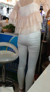 极品长腿丰满紧身白裤奶茶小妹长腿翘臀美三角第三季