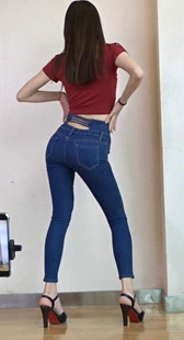 高跟翘臀牛仔真会扭