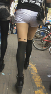 性感热裤紧身少妇