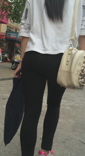 紧身打底裤屁股大