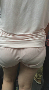 呢绒热裤内痕紧