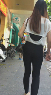 打底裤少妇屁股大