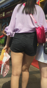 长腿成熟宽臀少妇