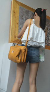 性感长腿热裤小妹