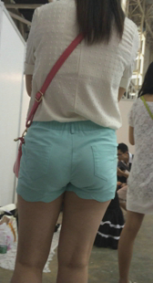 重口味蓝色热裤