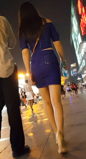 蓝色紧身牛仔套装包臀裙长发美女极品美臀