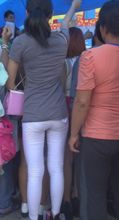 性感高跟白紧布裤少妇