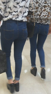 包臀牛仔姐妹花