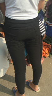 重口味大屁股打底裤少妇