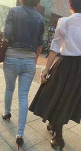 街拍紧牛大屁股少妇