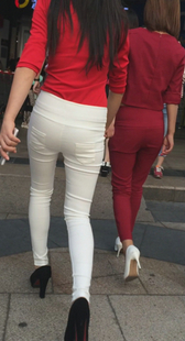 极品高跟布裤两姐妹