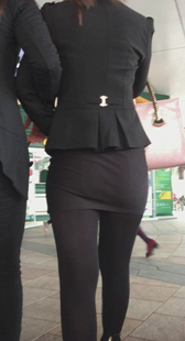 60帧黑丝细腰翘臀短裙少女超会扭