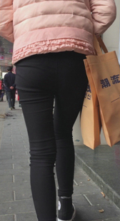 宽臀紧身打底裤