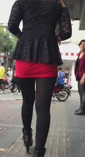 高跟黑丝红色超短裙