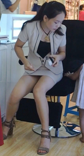 美容店极品制服少妇