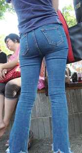 极品牛仔喇叭裤站姿暴露战斗力