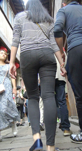 极品黑裤翘宽臀美少妇