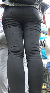 黑裤紧PP小少妇