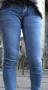 紧身蓝牛前后三角摄