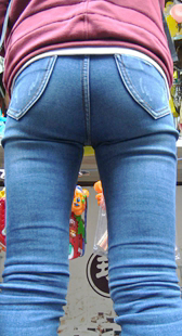 紧身深沟蓝牛熟女诱惑