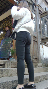 性感打底大翘臀少妇