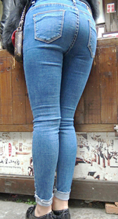 牛仔翘臀大美女第一季美臀特写