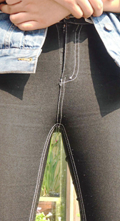 黑牛仔饱满大翘臀美三角小妹第三季