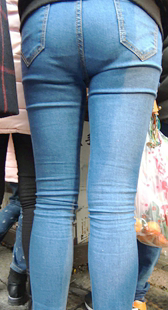 极品蓝牛紧内痕美少妇360度摄第三季