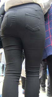 性感打底裤饱满大翘臀少妇