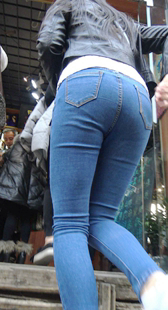 极品蓝牛翘臀胸器美女前后摄第三季