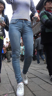 鹰眼力荐超紧牛仔美女前后特写第一季