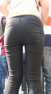 高跟黑裤美内痕美熟女第二季