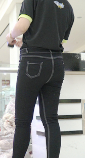 抓娃服务员穿的如此紧身第二季