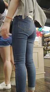 牛仔裤翘臀美女第二季