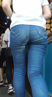 极品蓝牛深沟饱满翘臀美女第一季