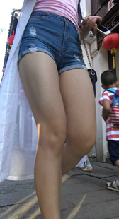 性感牛仔短裤三角太肥了