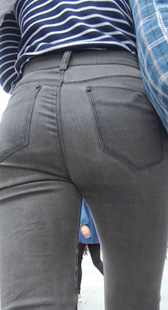 超紧灰牛仔丰臀少妇真会扭