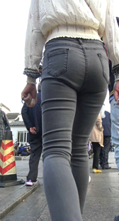 超紧灰牛仔宽臀美女开发多