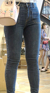 蓝牛肥臀凸三角大美女第一季