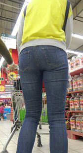 牛仔饱满肥翘臀少妇第二季