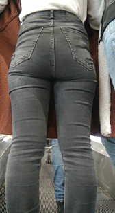 紧身灰牛仔大宽臀少妇战斗力强