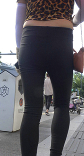 紧身饱满包臀打底裤少妇